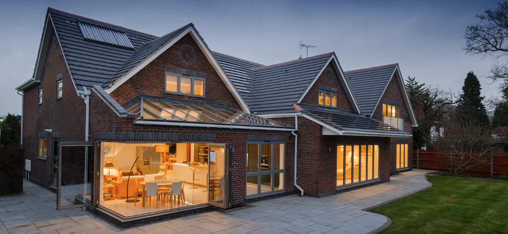 Screenshot-2023-06-02-at-10.40.53-2 | GFD Homes alternative to bifold doors: House with corner bifold installed, opening onto the garden.