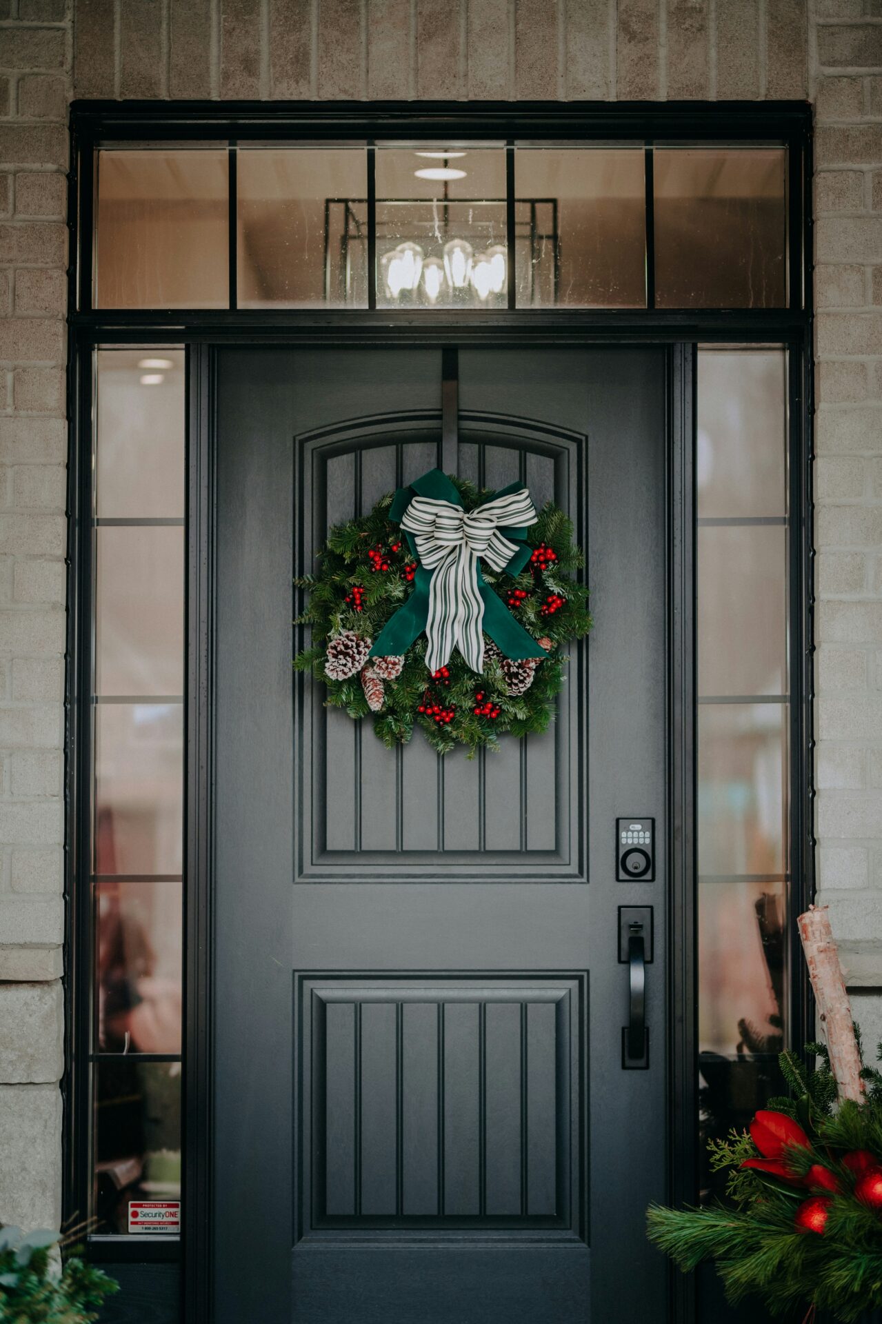 keith-tanner-VBhRyeyY6qc-unsplash | GFD Homes GFD Homes A composite door that transforms your home into the perfect Christmas front door — stylish, secure, and the ultimate seasonal gift