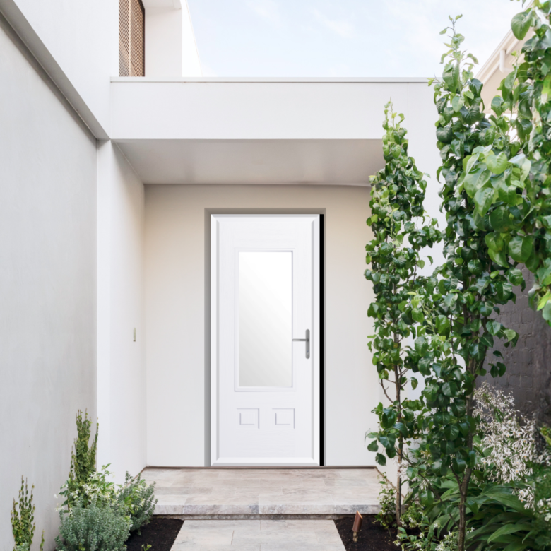cde3e98c974b4f03b5bf5e46cc08d20f___medium_780_780 | GFD Homes GFD Homes Featuring a 48mm solid timber core and advanced locking security, the Walcot delivers bright, traditional style with zero compromises on performance.