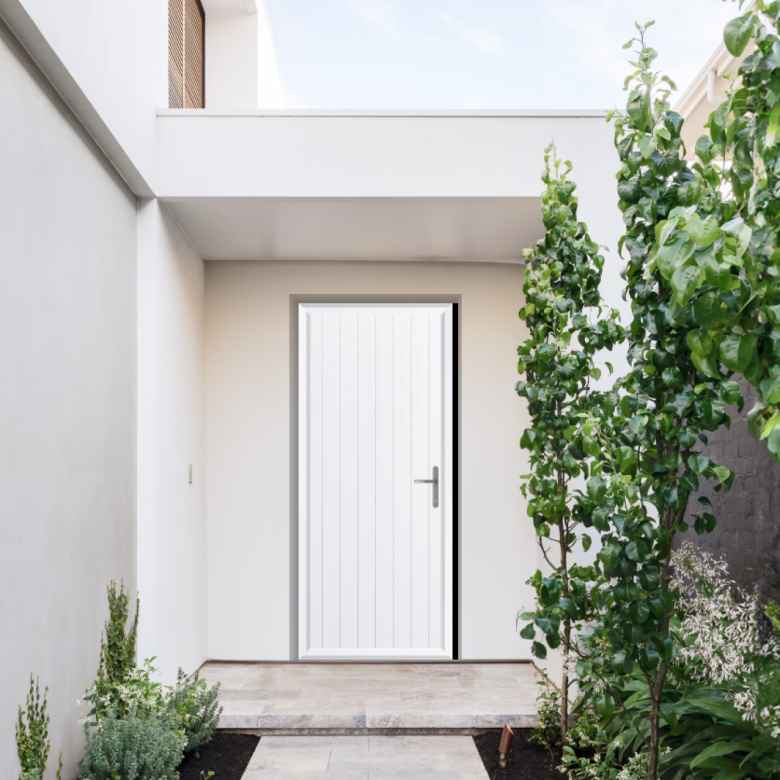 f372cd89d910122663216fc69005f0f8___medium_780_780 | GFD Homes GFD Homes The Comp Door Norfolk, a fully solid composite door engineered for maximum privacy and traditional cottage charm.